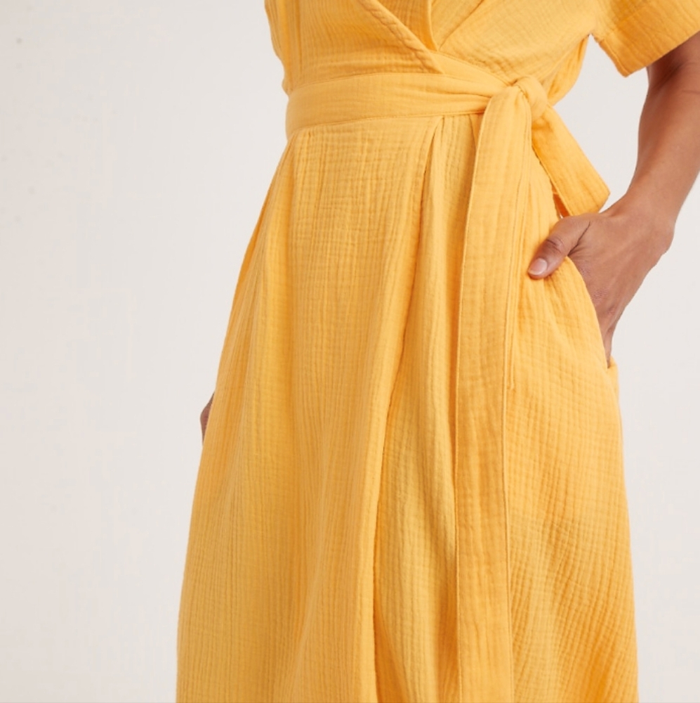 Marine Layer Valencia Wrap Dress - Picture 2 of 3